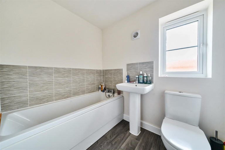 Images for Davies Close, Hugglescote, LE67