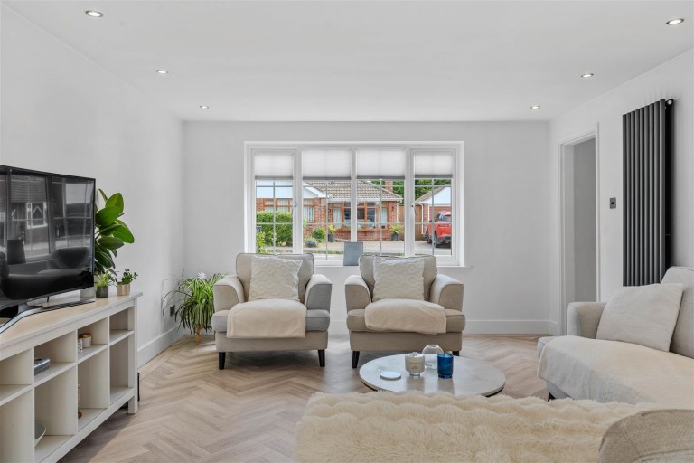 Images for Harecroft Crescent, Sapcote, Leicester, LE9