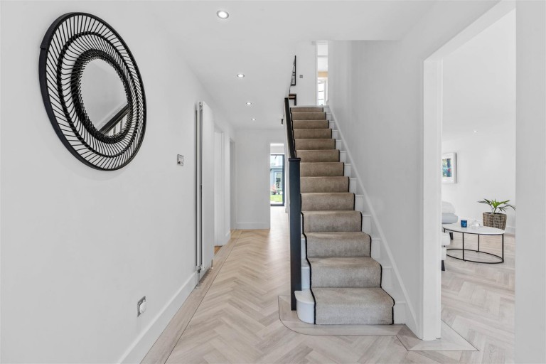 Images for Harecroft Crescent, Sapcote, Leicester, LE9