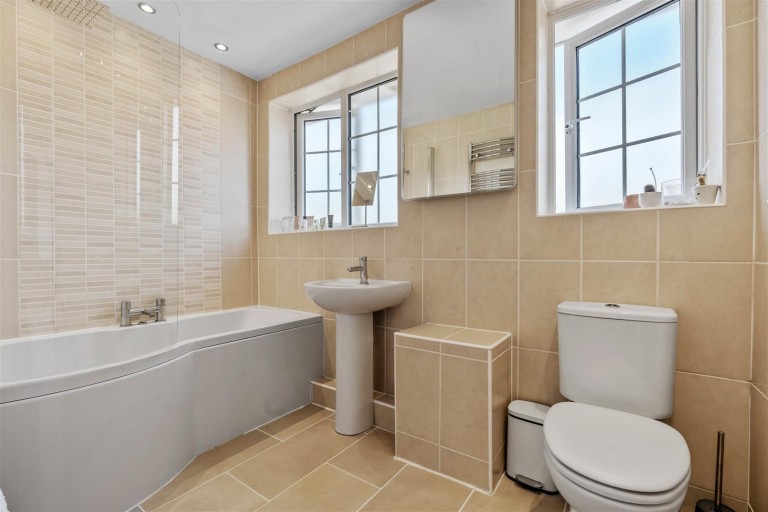 Images for Harecroft Crescent, Sapcote, Leicester, LE9