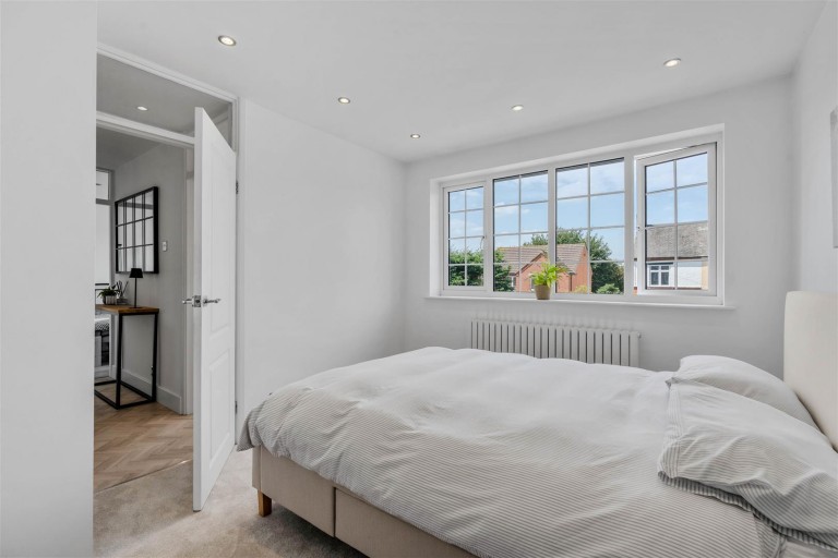 Images for Harecroft Crescent, Sapcote, Leicester, LE9