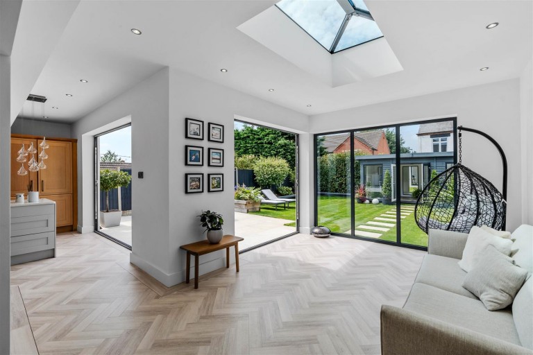 Images for Harecroft Crescent, Sapcote, Leicester, LE9