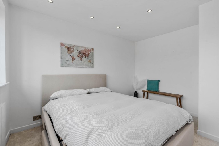Images for Harecroft Crescent, Sapcote, Leicester, LE9