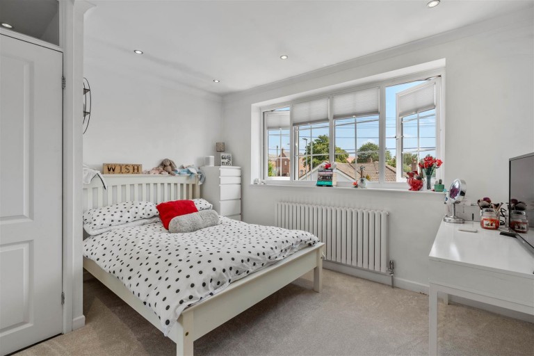 Images for Harecroft Crescent, Sapcote, Leicester, LE9