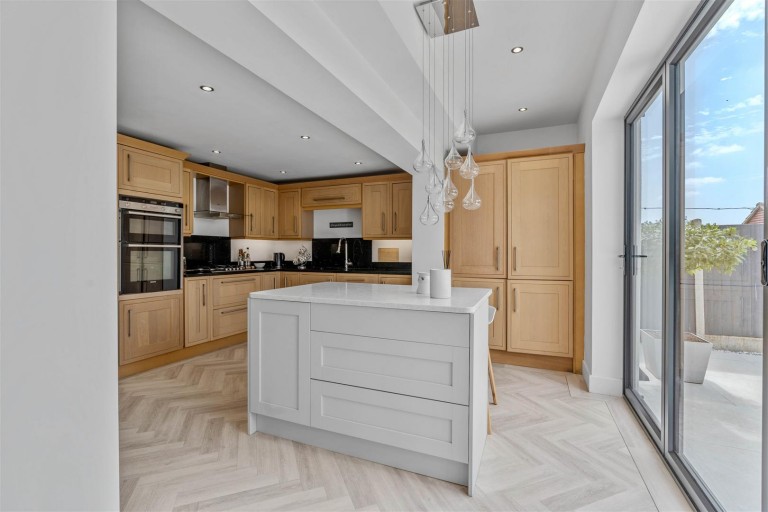 Images for Harecroft Crescent, Sapcote, Leicester, LE9