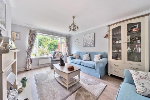 Click the photo for more details of Bath Lane, Moira, Swadlincote, DE12