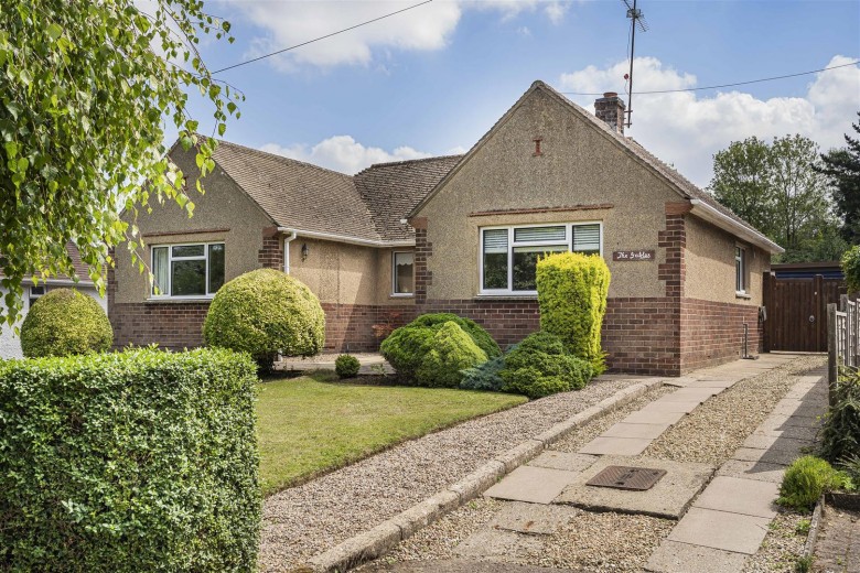 Click the photo for more details of Badby Road West, Daventry, NN11