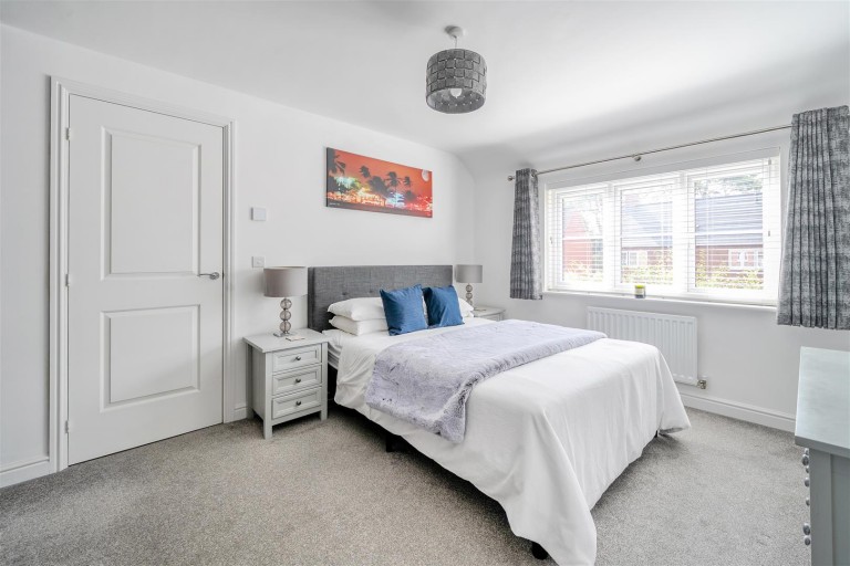 Images for Plantation Lane, Towcester, NN12