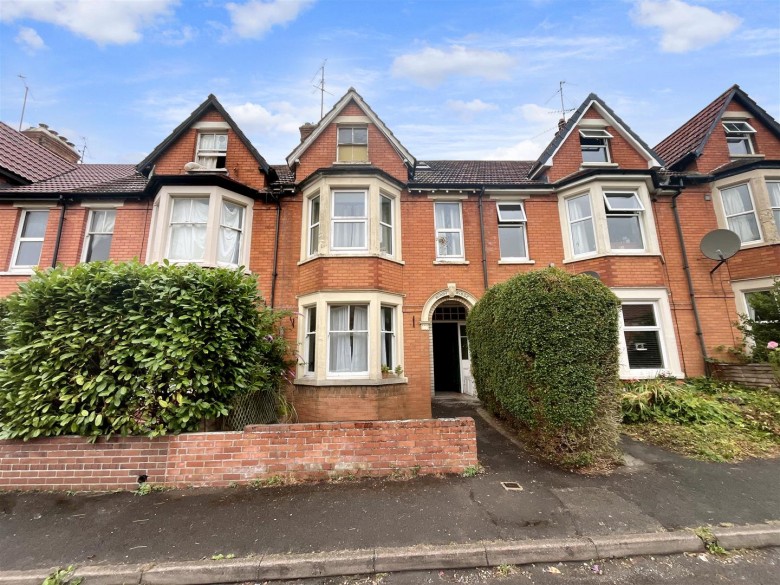 Click the photo for more details of Crofton Park, Yeovil