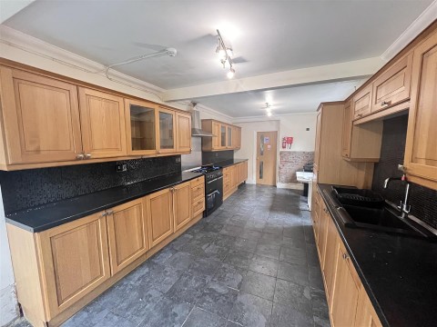 Click the photo for more details of Crofton Park, Yeovil
