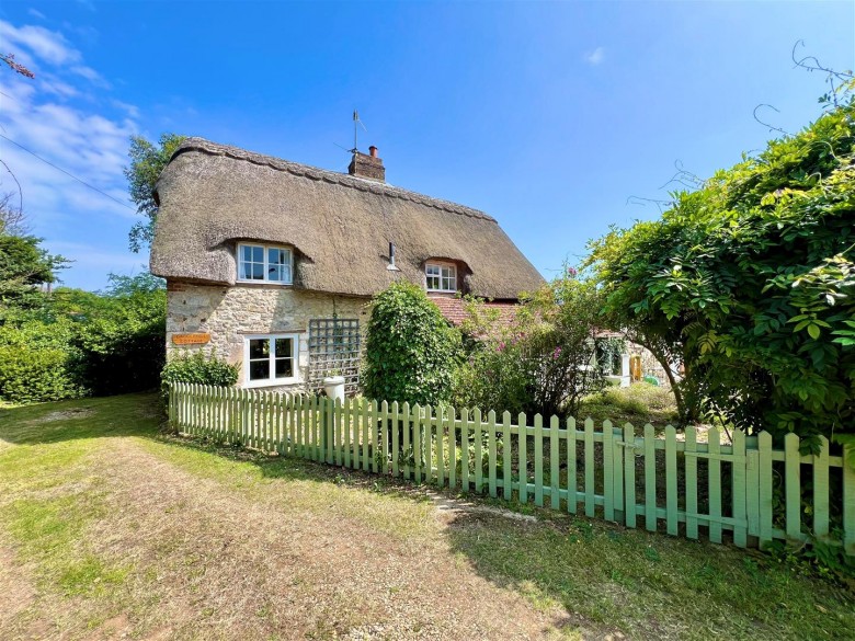 Click the photo for more details of Brighstone, Isle of Wight