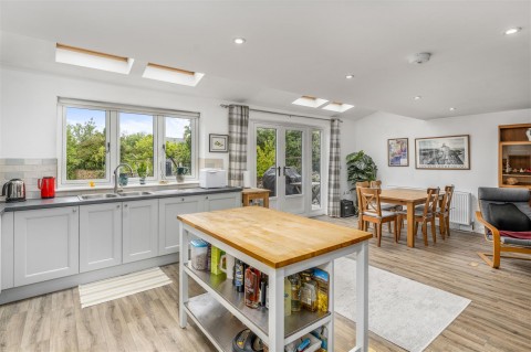 Click the photo for more details of Wales Street, Kings Sutton