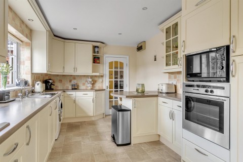 Click the photo for more details of Chinston Close, Awliscombe