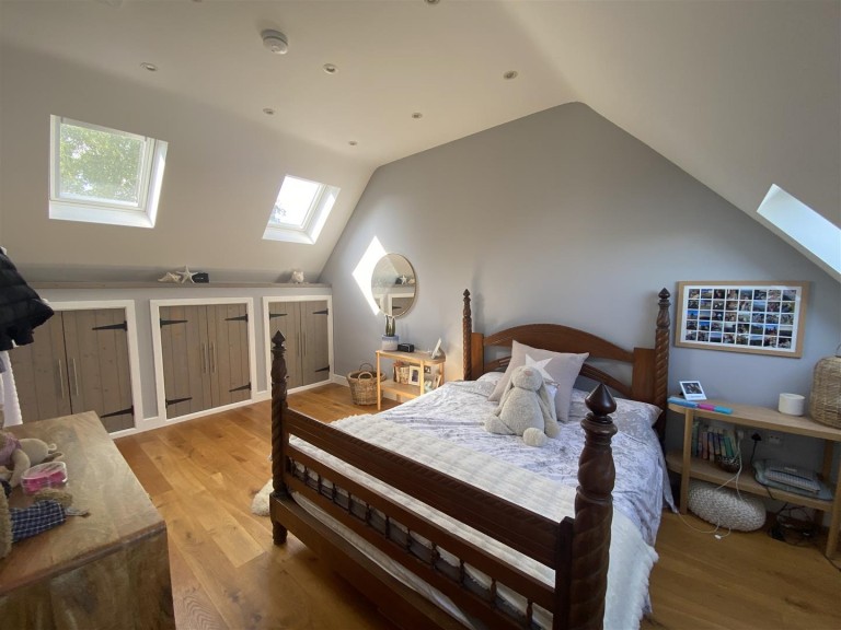 Images for Burrow Hill, Kingsbury Episcopi, Martock