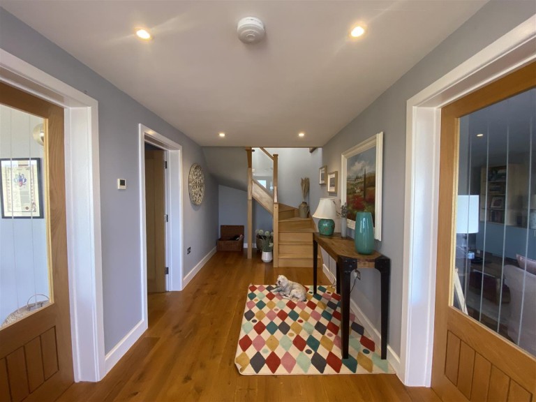 Images for Burrow Hill, Kingsbury Episcopi, Martock
