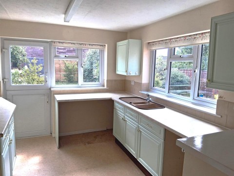 Click the photo for more details of Four Acre Mead, Bishops Lydeard, Taunton