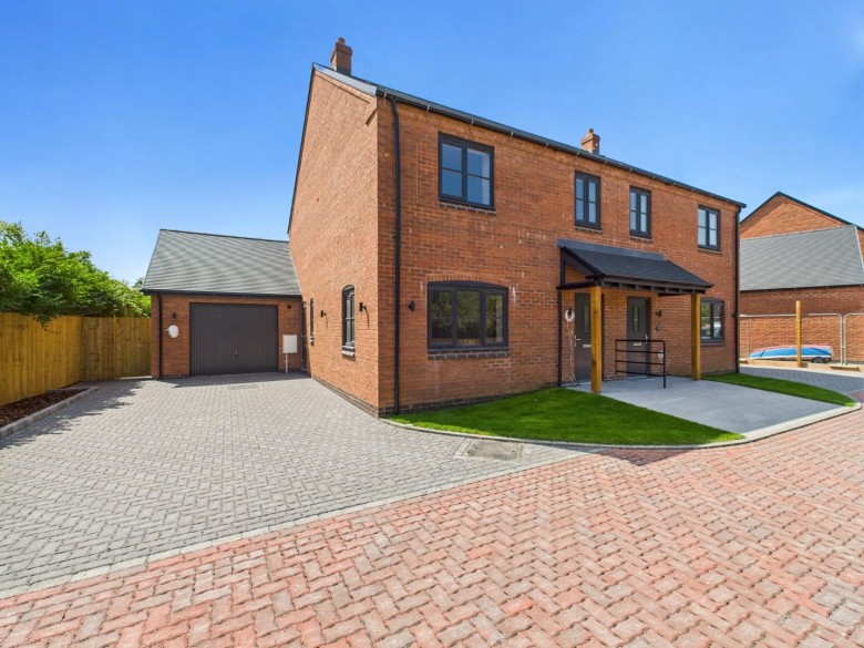 Click the photo for more details of Dovecot Close, Congerstone, Nuneaton