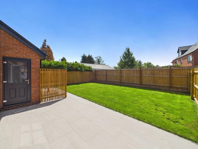 Images for Dovecot Close, Congerstone, Nuneaton