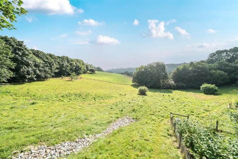 Click the photo for more details of St. Neot, Liskeard