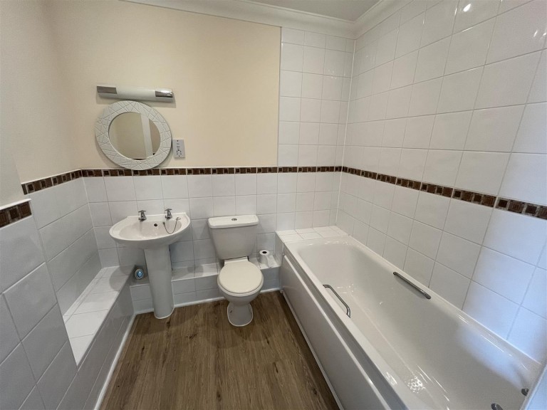 Images for Mellowes Court, West Street, Axminster