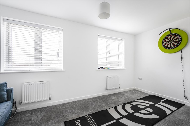 Images for 16, Linden Way, Daventry, NN11