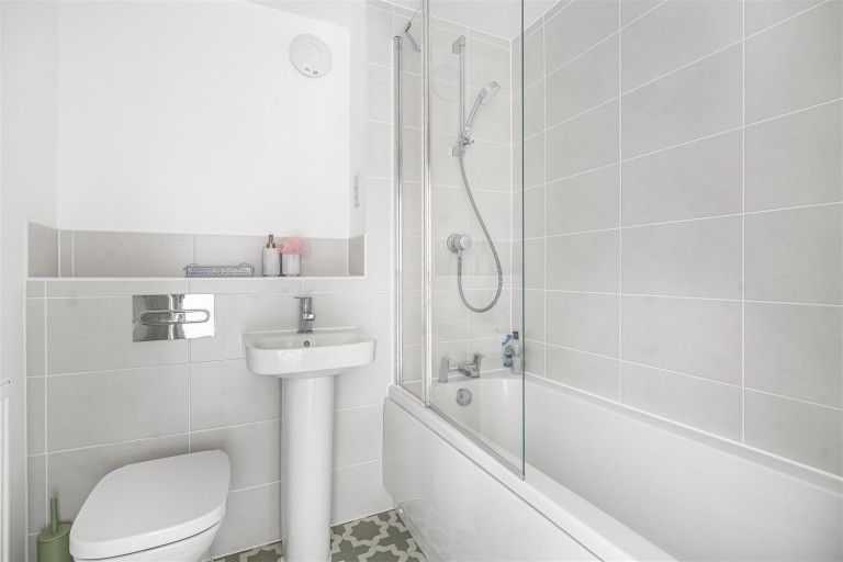 Images for 16, Linden Way, Daventry, NN11