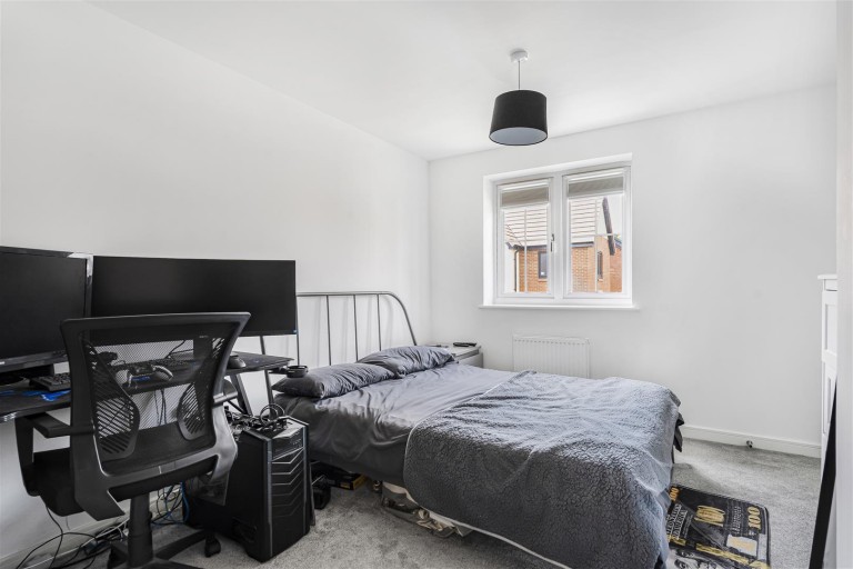 Images for 16, Linden Way, Daventry, NN11