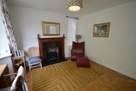 Click the photo for more details of Sewell Road, Lincoln