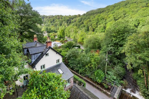 Click the photo for more details of Northmoor Road, Dulverton