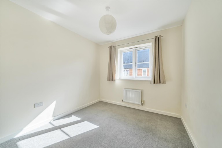 Images for Gregorys Crescent, Wellington