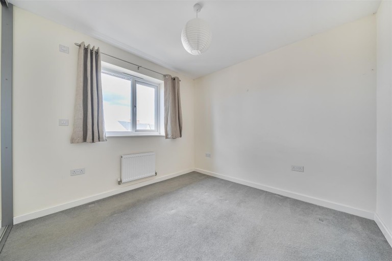 Images for Gregorys Crescent, Wellington