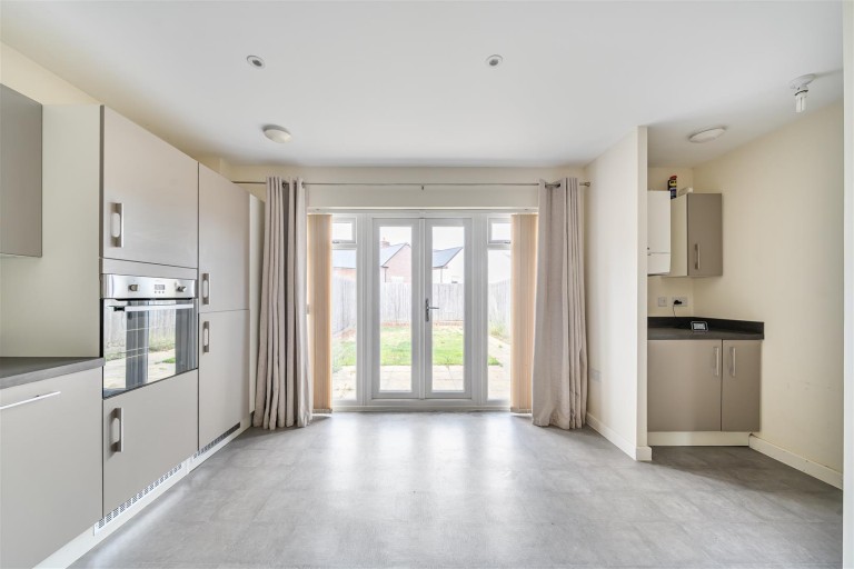 Images for Gregorys Crescent, Wellington