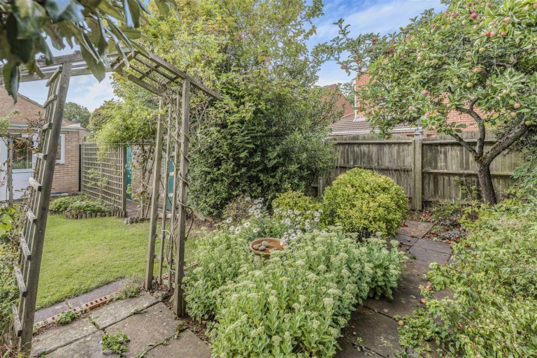 Images for Willow Road, Banbury