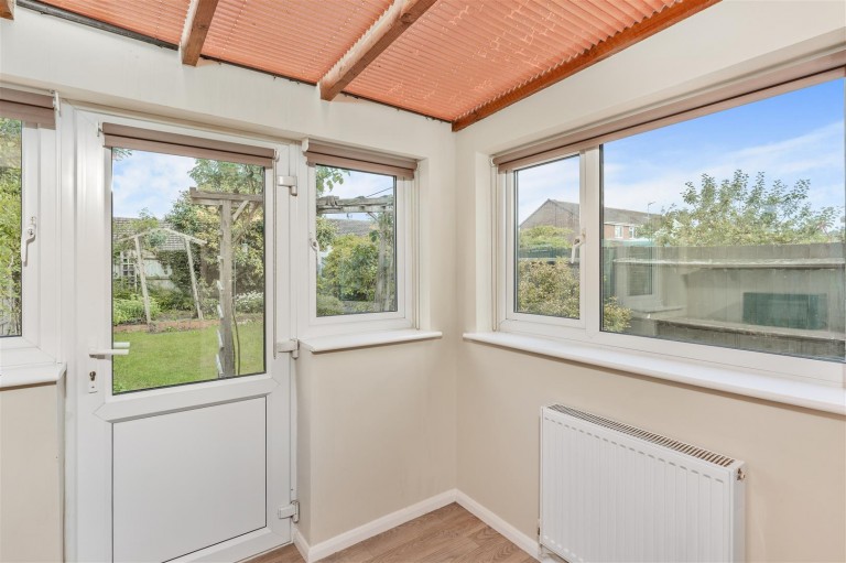 Images for Willow Road, Banbury