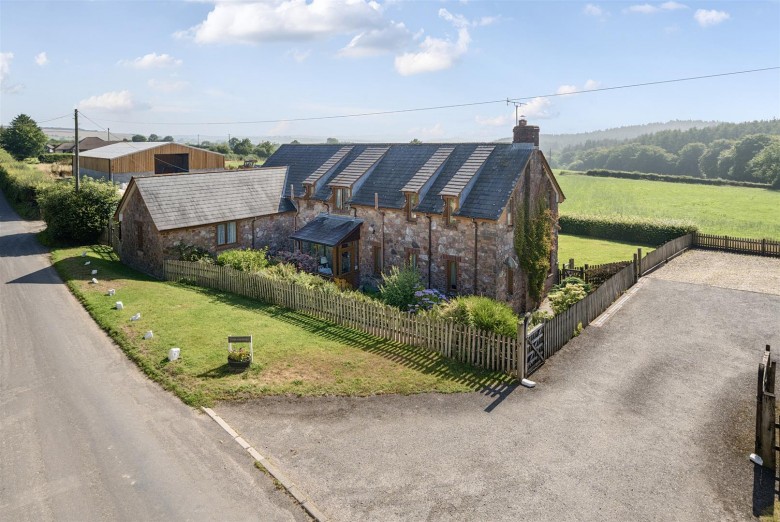 Click the photo for more details of East Anstey, Tiverton
