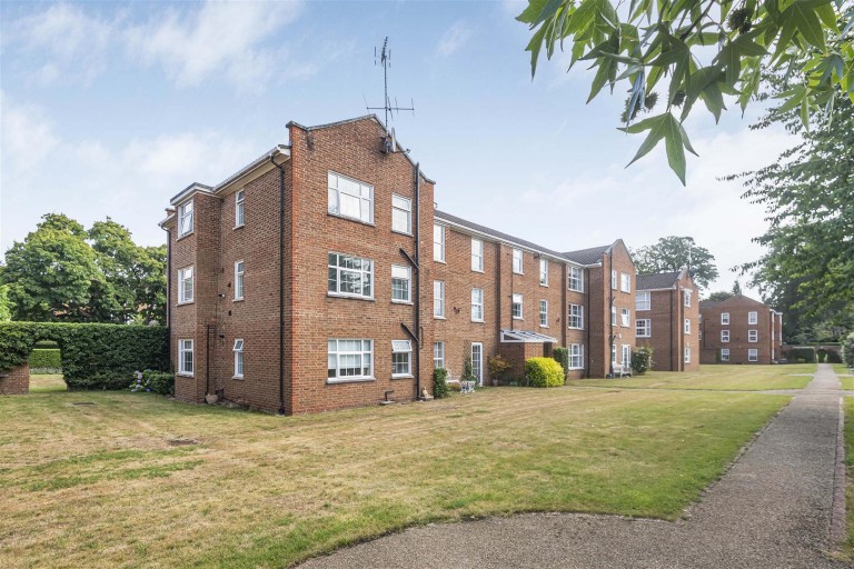Images for Phyllis Court Drive, Henley-On-Thames