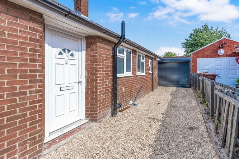 Images for Ruscote Avenue, Banbury