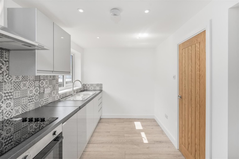 Images for Ruscote Avenue, Banbury