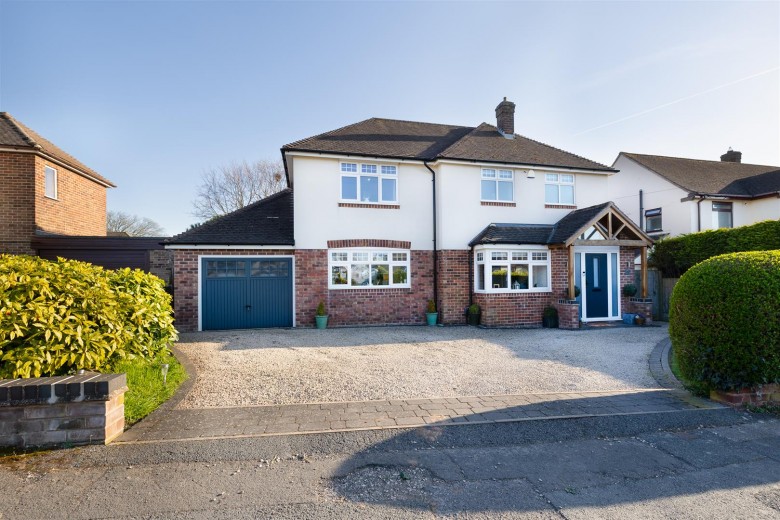Click the photo for more details of Highfields Close, Ashby-De-La-Zouch. LE65