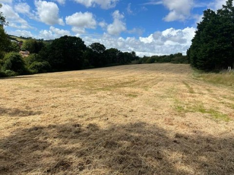 Click the photo for more details of Nr Gatcombe, Isle of Wight