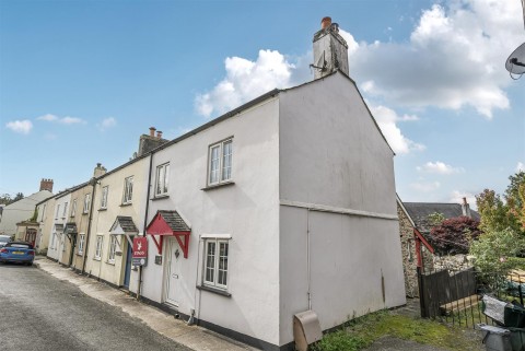 Click the photo for more details of Walkhampton, Yelverton