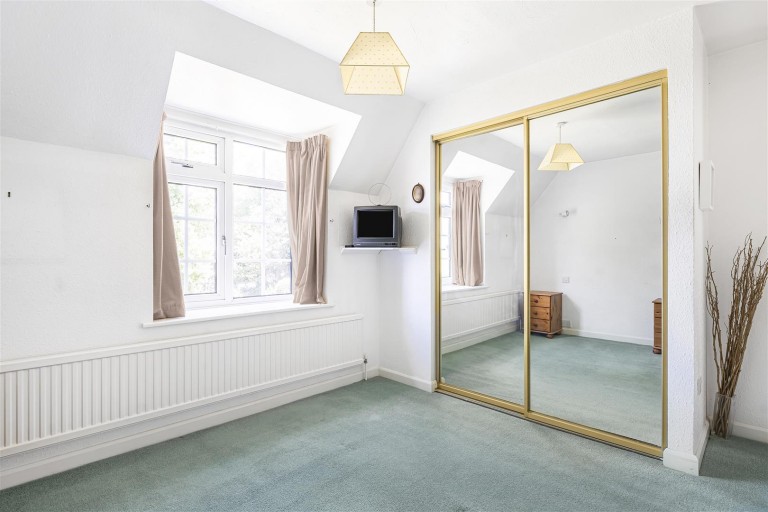 Images for St. Marys Court, Gayton, NN7
