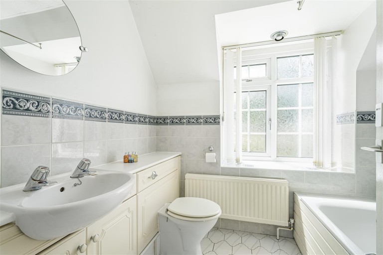 Images for St. Marys Court, Gayton, NN7