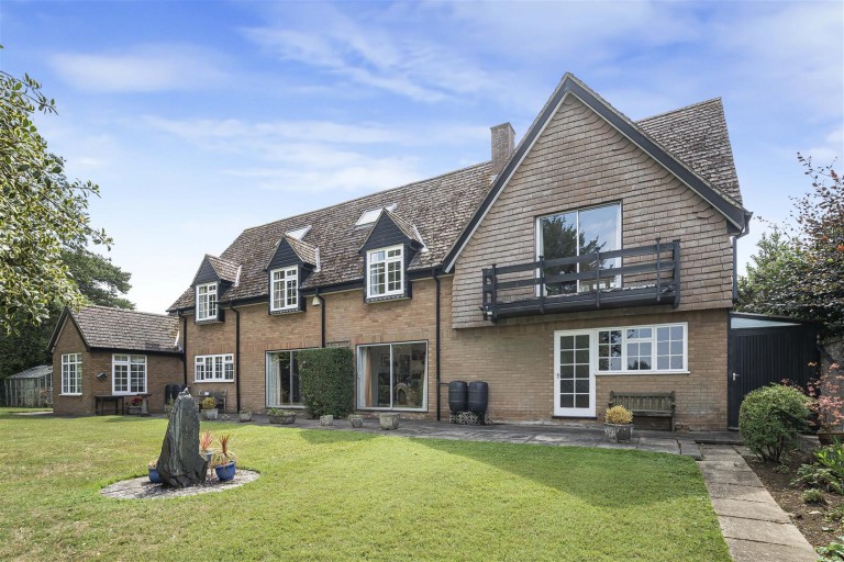 Images for St. Marys Court, Gayton, NN7