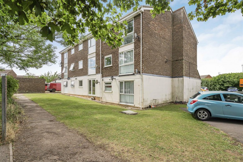 Click the photo for more details of Long Horse Croft, Saffron Walden