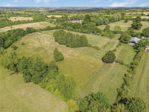 Click the photo for more details of Cuttle Mill Lane, Paulerspury, NN12