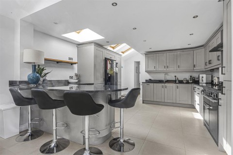 Click the photo for more details of Victoria Road, Wargrave, Reading