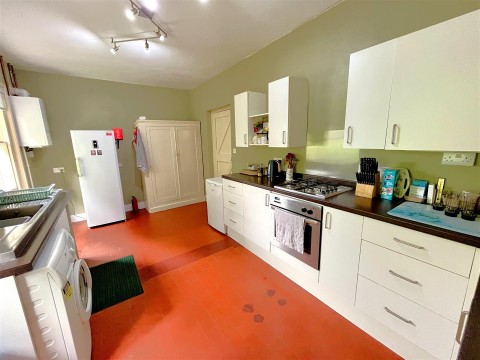 Click the photo for more details of Shillingstone, Blandford Forum