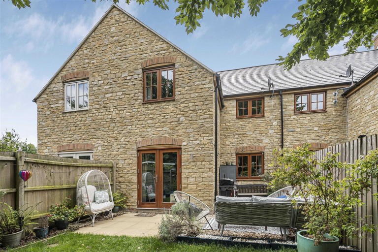 Images for Reindeer Court, Potterspury, NN12