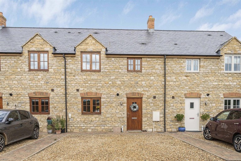 Images for Reindeer Court, Potterspury, NN12